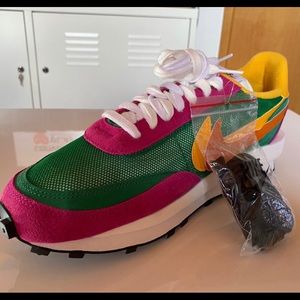 Nike Sacai Waffle size 11. selling quick !